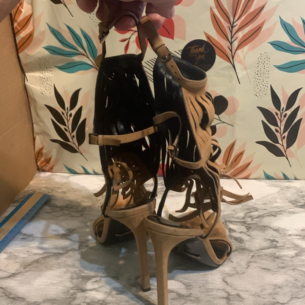 Gucci Gladiator heels - Picture 7 of 7